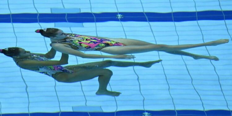 nuoto artistico