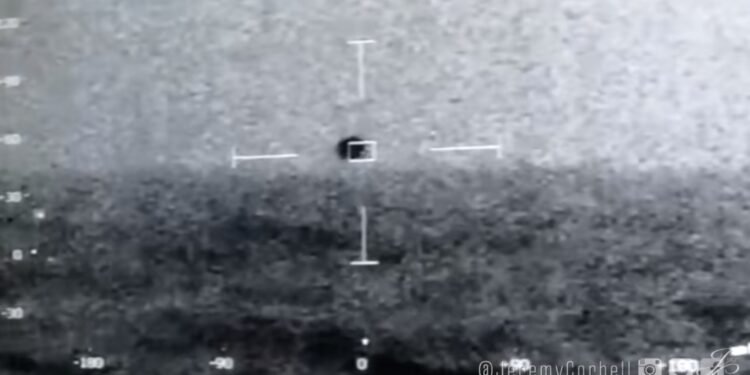 Avvistamento ufo negli USA (foto: YouTube)