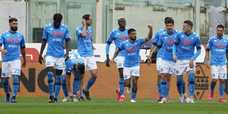 Insigne Napoli gruppo