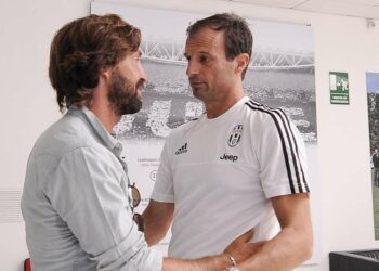 Andrea Pirlo e Massimiliano Allegri: il confronto (Foto LaPresse)