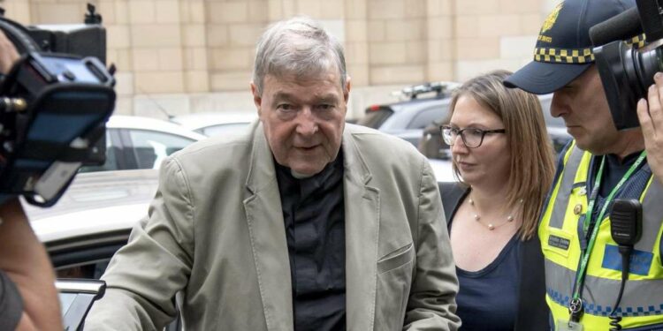 Il card. George Pell a Melbourne nell'aprile del 2020 (LaPresse)