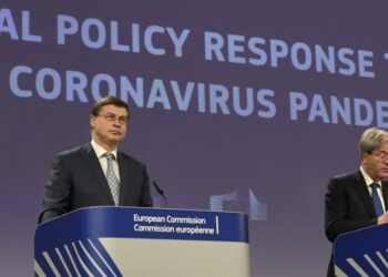 Dombrovskis e Gentiloni