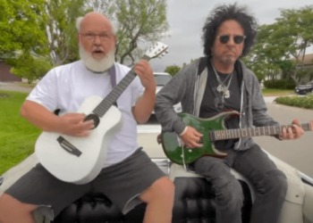 Kyle Gass e Steve Lukather (2021)