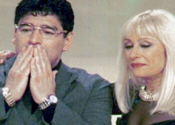 Diego Armando Maradona ospite di Raffaella Carrà (Foto: LaPresse)