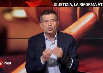 Maurizio Lupi a Tg2Post