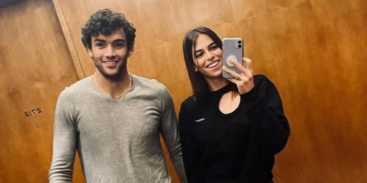 Matteo Berrettini con la fidanzata Ajla Tomljanovic (da Facebook)