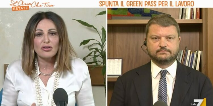 Daniela Santanché vs Gennaro Migliore a L'Aria che tira