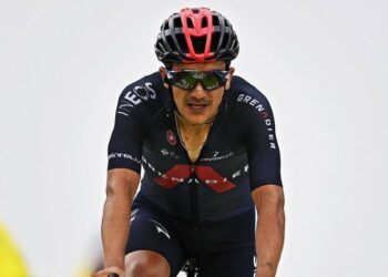 Carapaz Giro Vuelta