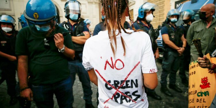 No Green Pass manifestazione