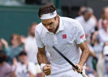 Roger Federer si opera di nuovo al ginocchio destro (da Facebook)