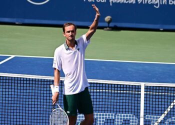 Daniil Medvedev si è scontrato con una videocamera al Atp Wta Cincinnati 2021 (da facebook.com/cincytennis)