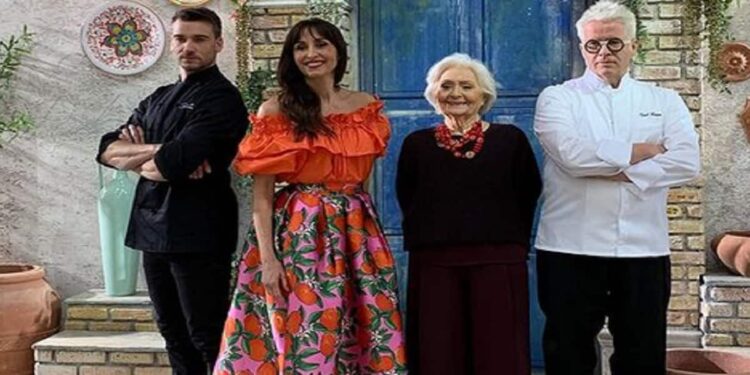 I tre giudici e la conduttrice di 'Bake Off Italia 2021'