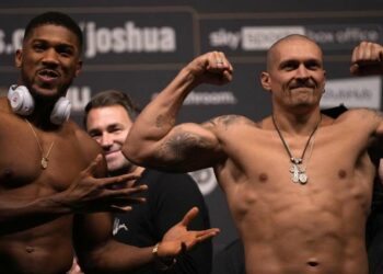 Video Usyk vs Joshua: l'ucraino è campione del mondo dei pesi massimi (Foto LaPresse)