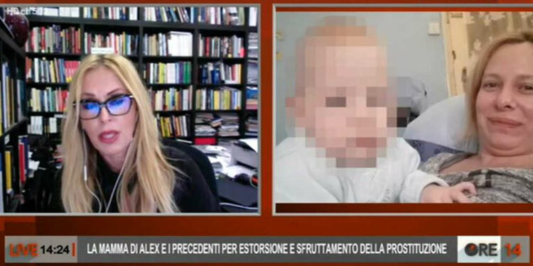 Bimbo ucciso a coltellate, Ore 14