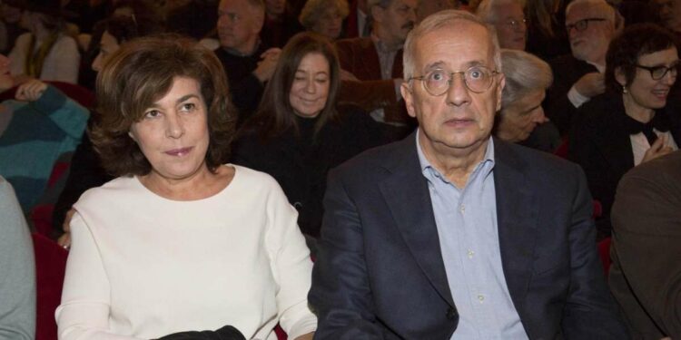 Walter Veltroni e la moglie Flavia Prisco (LaPresse)