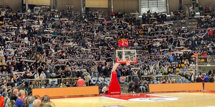 Fortitudo tifosi