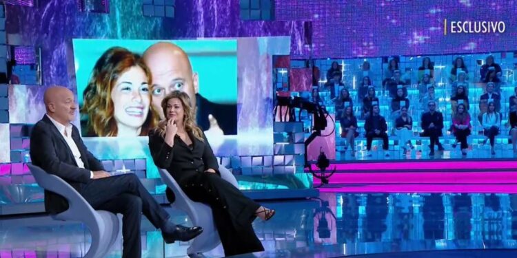 Claudio Bisio e Vanessa Incontrada (Verissimo, 2021)