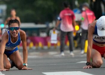 Antonella Palmisano subito dopo la vittoria alle Olimpiadi di Tokyo 2020 (2021) (LaPresse)