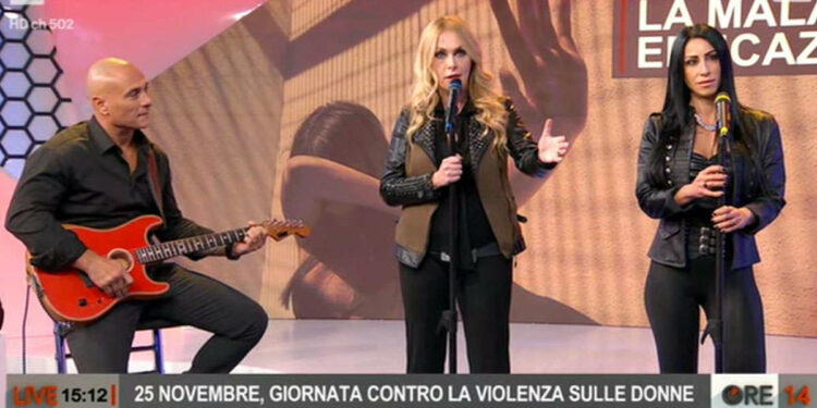 Roberta Bruzzone, Ore 14