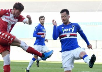 Calciomercato Monza - a sinistra Maya Yoshida (Foto LaPresse)