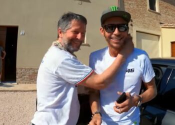 Graziano Rossi con Valentino, screen da Youtube