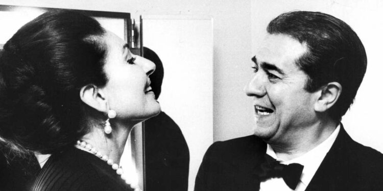 GIUSEPPE DI STEFANO - NELLA FOTO IL TENORE GIUSEPPE DI STEFANO CON MARIA CALLAS AL LONDON' S ROYAL FESTIVAL HALL, 01-00068519000010, 03-00014866 LaPresse/Publifoto