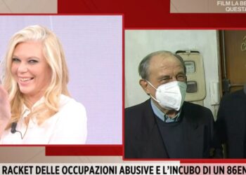 Eleonora Daniele in collegamento con Ennio Di Lalla a Storie Italiane