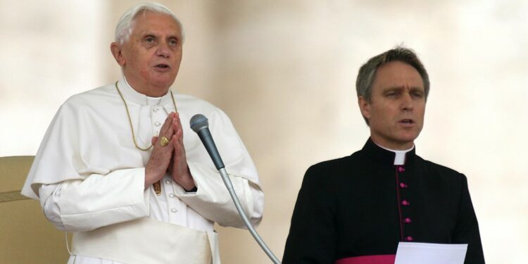 Ratzinger e Mons. Gänswein