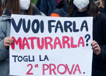 Protesta contro maturità