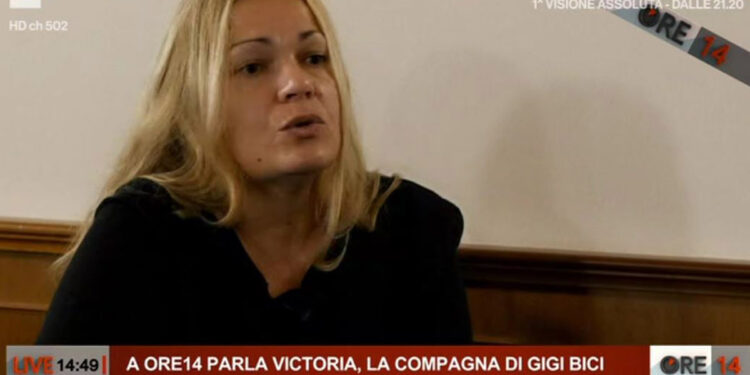 Victoria, compagna Gigi Bici