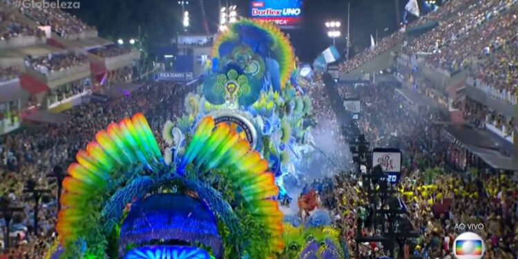 Il Carnevale di Rio de Janeiro (screen da Youtube)