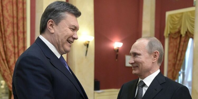 Yanukovich e Putin (Twitter)