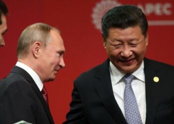 Vladimir Putin con Xi Jinping (LaPresse)