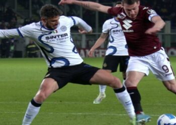 Ranocchia e il fallo da rigore su Belotti in Torino-Inter