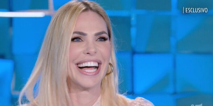 Ilary Blasi (Verissimo, 2022)