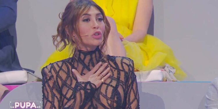 Mila Suarez a La Pupa e il Secchione Show