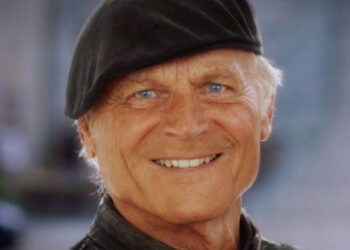 Terence Hill in "Don Matteo"