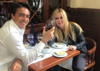 Roberta Bruzzone e l'ex marito Massimiliano Cristiano (Facebook)