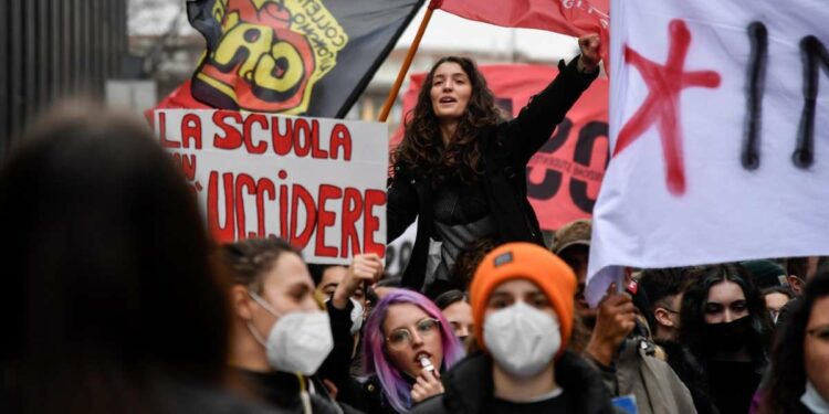 Per le proteste c'è sempre posto (LaPresse)