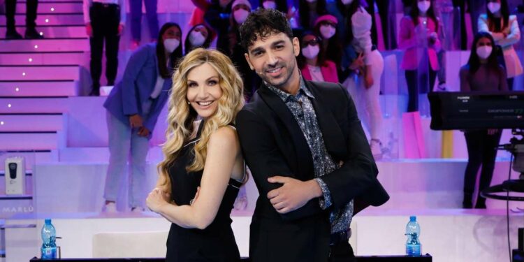 Lorella Cuccarini e Raimondo Todaro al serale di Amici 21