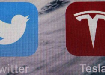 Twitter, Tesla