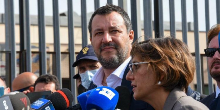 Matteo Salvini con Giulia Bongiorno (LaPresse)