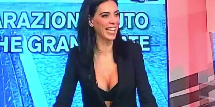 Sara Pinna Diretta biancorossa