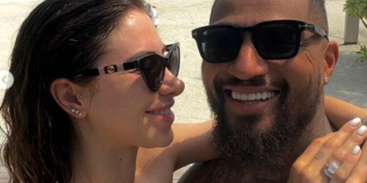 Kevin Prince Boateng e la compagna Valentina
(Foto: web)