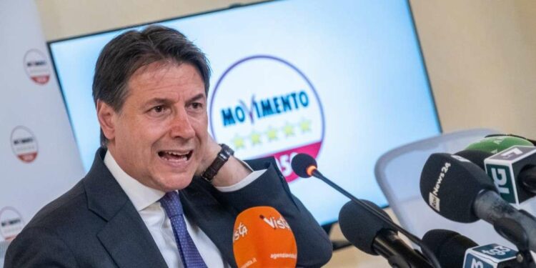 Il leader di M5s Giuseppe Conte (LaPresse)