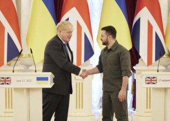 Boris Johnson e Zelensky