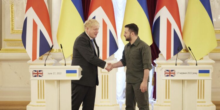 Boris Johnson e Zelensky