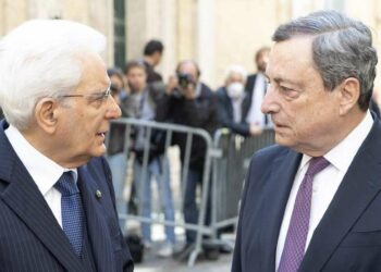 Sergio Mattarella con Mario Draghi (LaPresse)