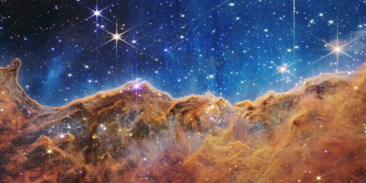 Cosmic Cliffs in Carina – NIRCam (Foto: Nasa, ESA, CSA)