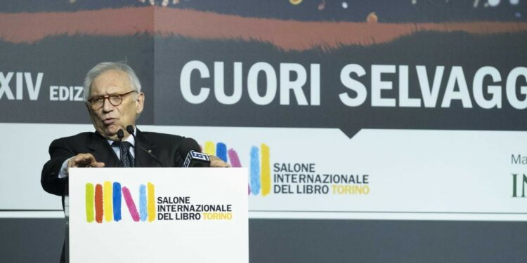 Il ministro dell'Istruzione Patrizio Bianchi (LaPresse)